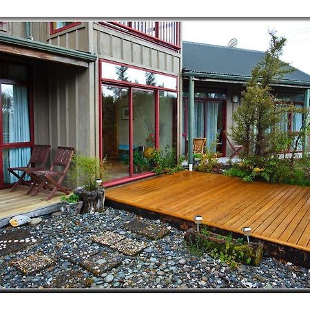 Mahitahi Lodge Bruce Bay Exterior photo